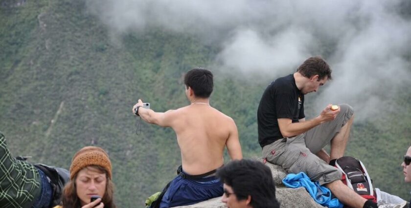 Oben-ohne-Selfies statt Macchu Picchu