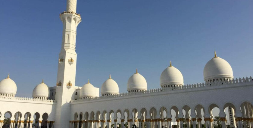Scheich-Zayid-Moschee in Abu Dhabi – nur das Beste ist gut genug