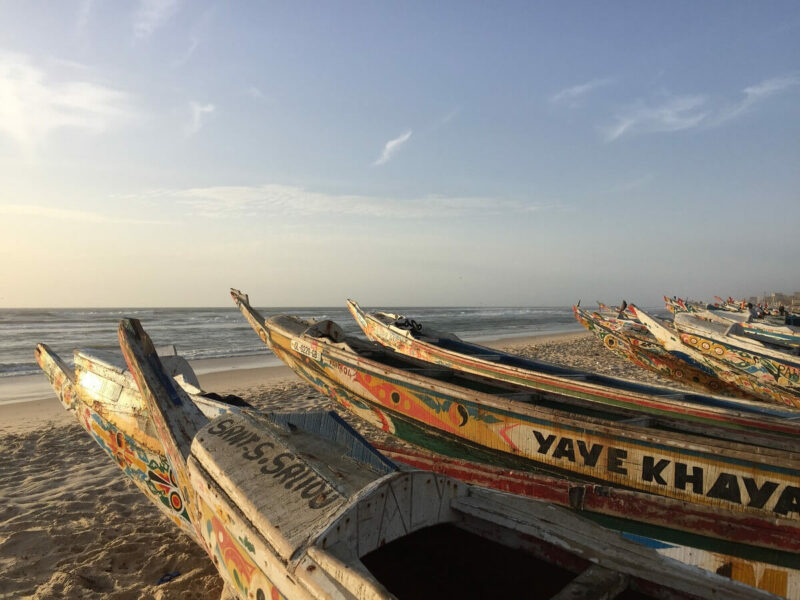 Senegal Fischerboote Pirogen